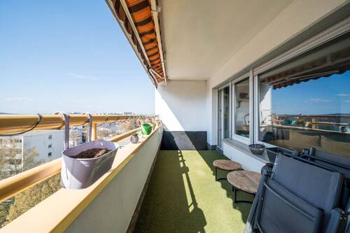 Loggia - 3 Zimmer Etagenwohnung zum Kaufen in Nürnberg