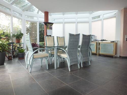 Esszimmer mit intergriertem Wintergarten - 
