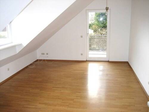 Wohnbereich - 2 Zimmer Etagenwohnung zum Kaufen in Schondorf