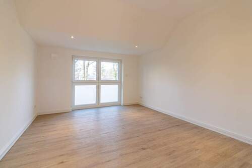 Zimmer 2 (OG) - 