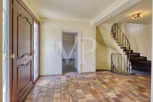 Diele - 7 Zimmer Einfamilienhaus in Aachen