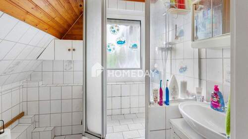 1. OG Badezimmer 1 - 