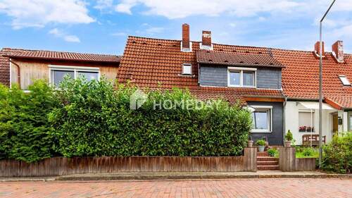 Außenansicht 1 - 6 Zimmer Doppelhaushälfte in Helmstedt