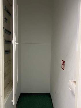 Ladenfläche - 8.JPG - 