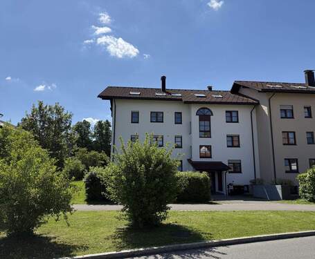 Hausansicht - Eingang - 