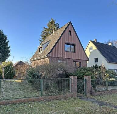 Titel - Attraktives Baugrundstück in ruhigem Umfeld