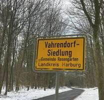 Pferde und Spaziergänger zur Rushhour - Baugrundstück, 901,00 m² in Vahrendorf-Siedlung - Rosengarten