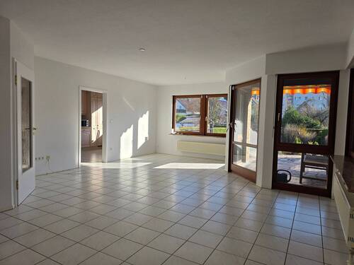 Wohnzimmer - Einfamilienhaus mit 130,00 m&sup2; in Berlin zur Miete