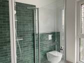 Bad Walk-In-Dusche + Fenster - 4 Zimmer Etagenwohnung in Hannover