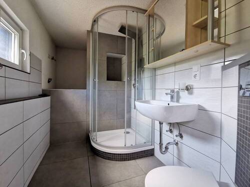 Badezimmer Erdgeschoss - 