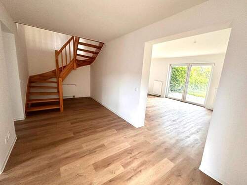 Wohnbereich - 4 Zimmer Doppelhaushälfte zum Kaufen in Wilsdruff