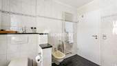 1. OG Badezimmer 2 - 