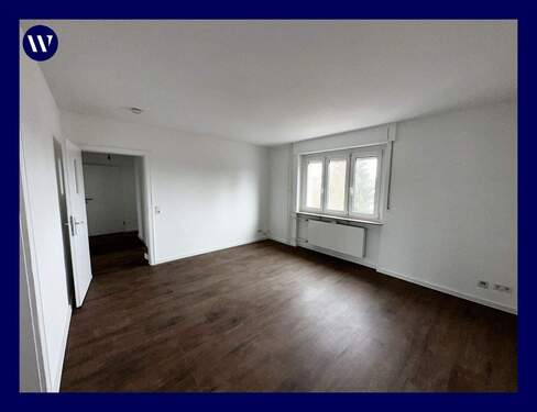 Wohnen - Einziehen und Wohlfühle: 3-Zimmer-Wohnung mit Balkon, Tageslichtbad mit Wanne, separates WC