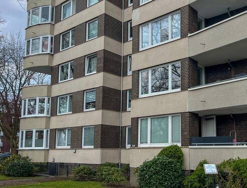 Gepflegte Fassade - VERKAUFT - Vermietete 1,5 Zimmer-Wohnung mit Balkon