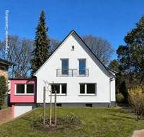 Haus in Bestlage: zentral, ruhig, viel Grün - Hamburg Poppenbüttel