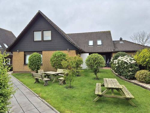 Osten - 1 Zimmer Mehrfamilienhaus, Wohnhaus zum Kaufen in Esens / Bensersiel