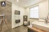 Bad mit Dusche EG - 