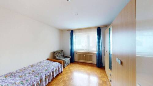 Schlafzimmer - 2 Zimmer Etagenwohnung zum Kaufen in Biberach
