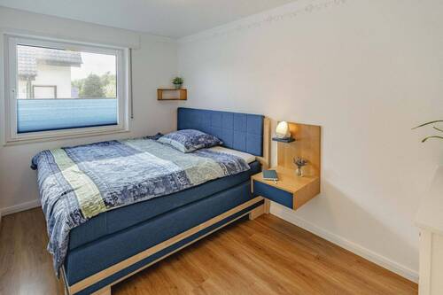 Zimmer 3 - 