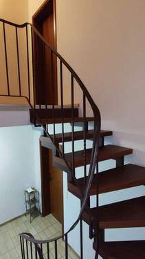 Treppenaufgang zum OG - 