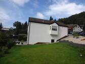 Haus mit Garten - 