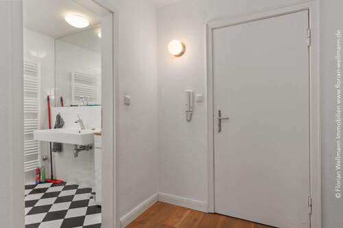 Flur (4,65m²) - Etagenwohnung mit 57,40 m&sup2; in Bremen zum Kaufen