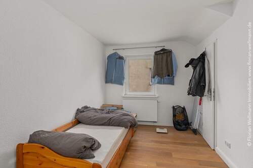 Schlafzimmer (13,05m²) - 