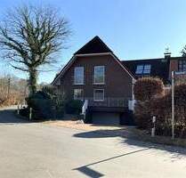 Senioren- und rollstuhlgerechte 3 Zimmer WHG., ca 150 m², Grundstücksanteil, Garage in HH Lokstedt - Hamburg