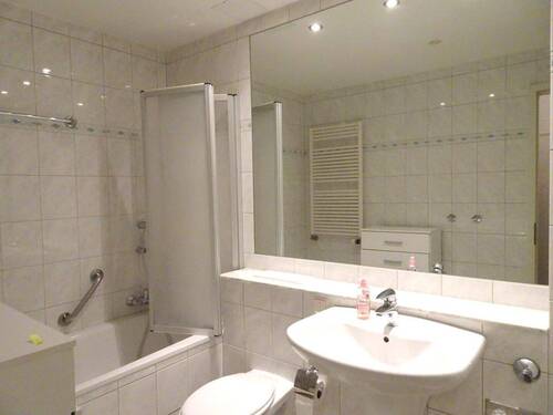 „Modernes Bad mit Wohlfühlcharakter - 