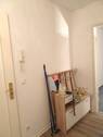 erste Flurnische für Garderobe und Straßenschuhe - 2 Zimmer Etagenwohnung zur Miete in Berlin