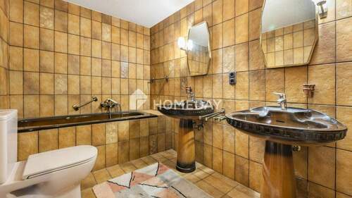 Badezimmer 1 2 - 