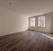 Frische 3 Raumwohnung mit großem Balkon in gut angebundener Lage! - Chemnitz Sonnenberg