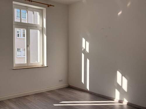 Sonneneinstrahlung - 3 Zimmer Etagenwohnung in Chemnitz