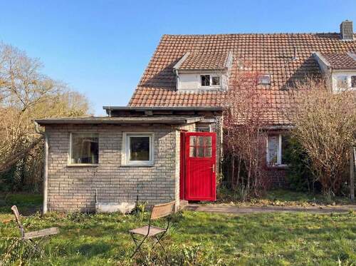 Eigener Wohnungseingang vom Garten - Faktor 15: 3 Zimmer Wohnung in grüner Lage