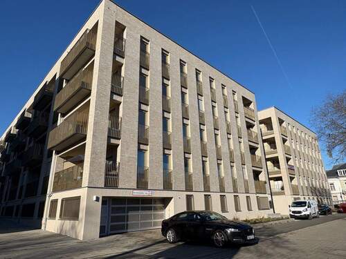 Hausansicht - * Erstbezug HafenCity - moderne 3 Raumwohnung mit großer Loggia und schönem Blick *