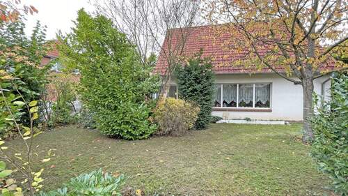 Garten mit Seitenansicht - 