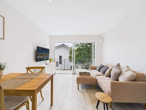 Wohnbereich mit Balkon - Etagenwohnung mit 35,30 m&sup2; in Bad Aibling zum Kaufen