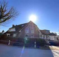 Mehrgenerationenhaus, senioren- und rollstuhlgerecht, ca. 1.183 m² Grdst. in HH Lokstedt - Hamburg