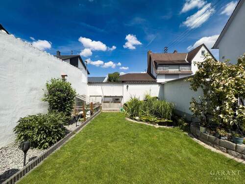 Garten - 8 Zimmer Mehrfamilienhaus, Wohnhaus zum Kaufen in Sandhausen
