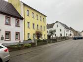 Außenansicht - Mehrfamilienhaus, Wohnhaus mit 235,00 m&sup2; in Bad Lausick zum Kaufen