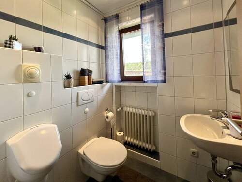 Gäste WC OG - 