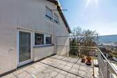 Große Terrasse mit Fernblick - Etagenwohnung mit 138,00 m² in Plüderhausen zum Kaufen