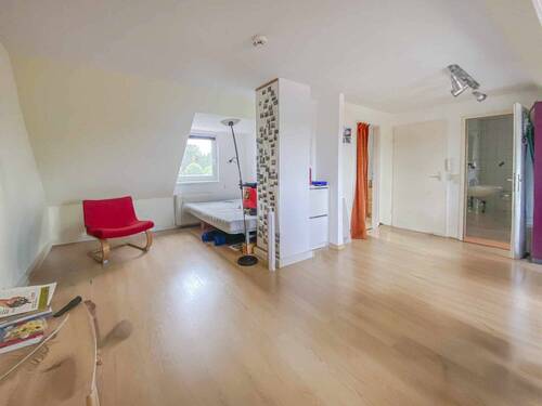 Wohnzimmer - Gemütliche 1,5-Zimmer-Wohnung am Kreideberg