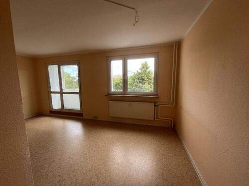 Wohnzimmer - 3 Zimmer Etagenwohnung in Halle (Saale)