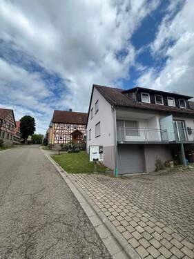 9.jpg - Vier-Zimmer-Wohnung in Adelshofen OT Neustett