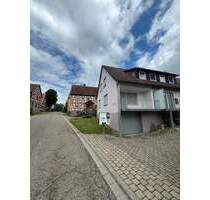 Vier-Zimmer-Wohnung in Adelshofen OT Neustett