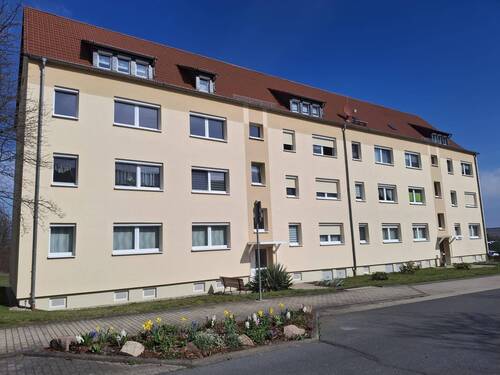 Hausansicht - Büro im Grünen und ein Apfelwurf entfernt von Sachsenobst - Perfekte Lage, perfekte Ausstattung!