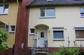 HEREINSPAZIERT - RAUMWUNDER !!!!! REIHENMITTELHAUS MIT VOLLKELLER UND SPITZBODEN
