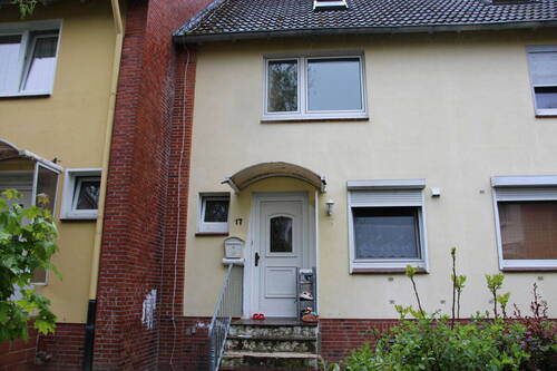HEREINSPAZIERT - RAUMWUNDER !!!!! REIHENMITTELHAUS MIT VOLLKELLER UND SPITZBODEN