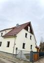 Straßen Hausansicht - 7 Zimmer Doppelhaushälfte zum Kaufen in Walzbachtal